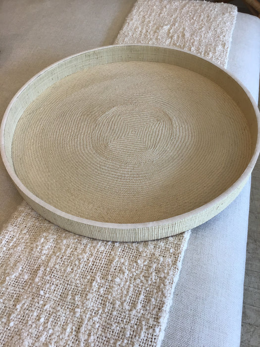 Tray raffia with leather trim