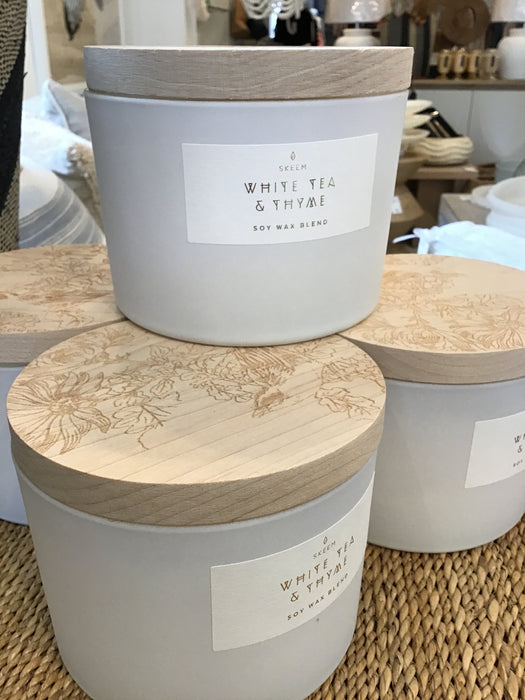 Candle - white tea and thyme