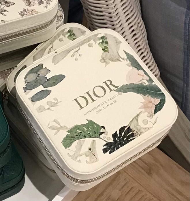 Travel Jewelry Box with Flora Dior Image